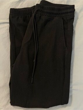 American Eagle Outfitters Black Quilted Drawstring Joggers Size XS